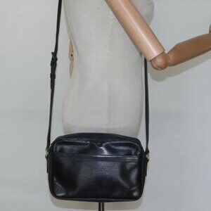LOUIS VUITTON Epi Trocadero 23 Shoulder Bag Black